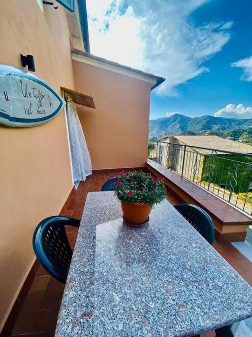 Un Tuffo Nel Mare Villa เลวานโต ภายนอก รูปภาพ